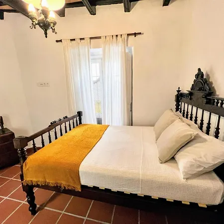 Homestay La De Zepeda *